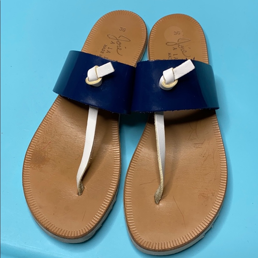 Joie sandals a la plage